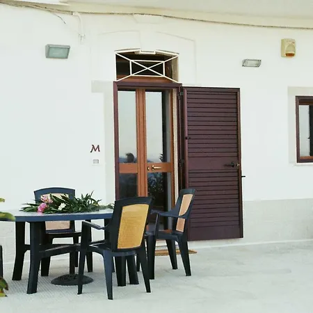 Casa Sullo Scoglio 빌라노바 디 오스투니