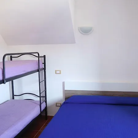 Casa Sullo Scoglio * 빌라노바 디 오스투니