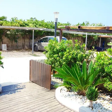 Casa Sullo Scoglio 아파트 빌라노바 디 오스투니